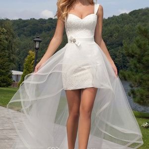 Dorris wedding reception dress
